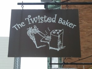 Twisted baker