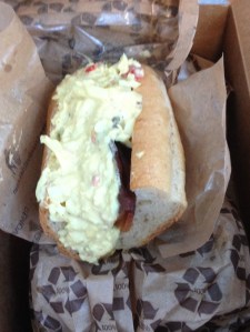 Egg and Bacon Handwich